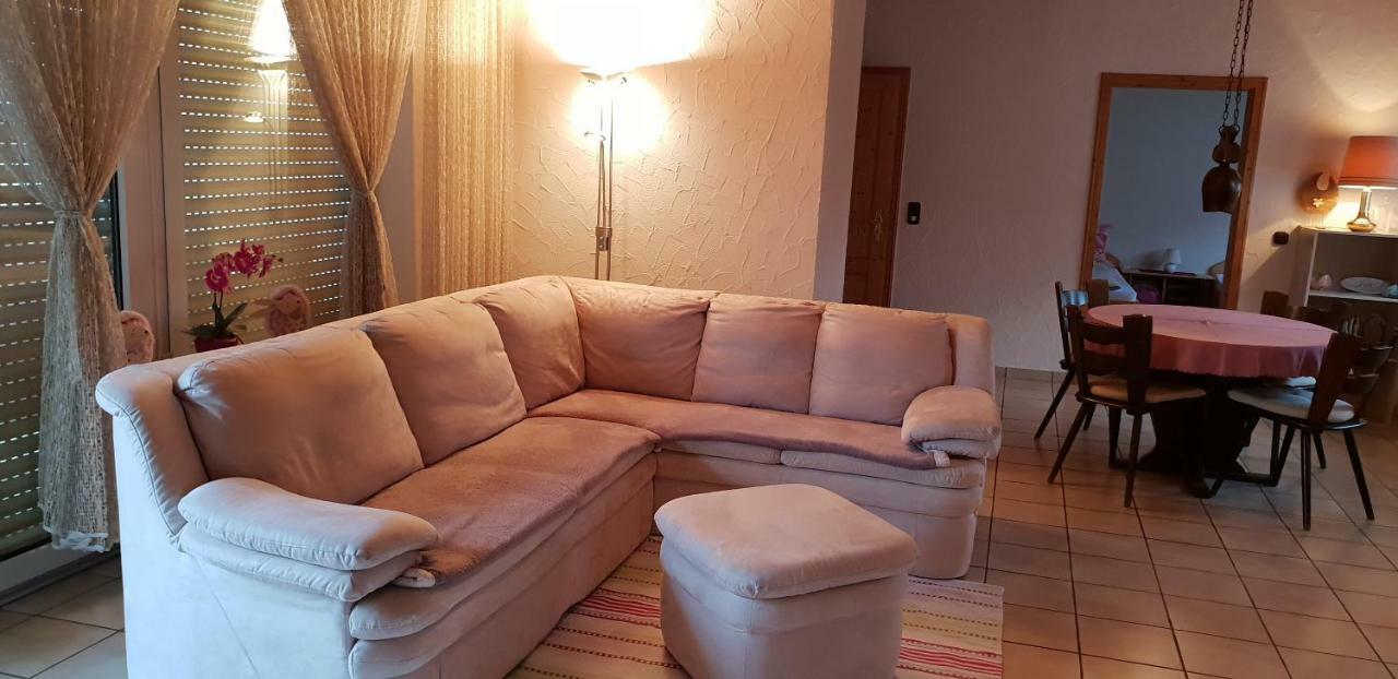 Ferienwohnung Weingut Leis Йострих-Винкел Екстериор снимка