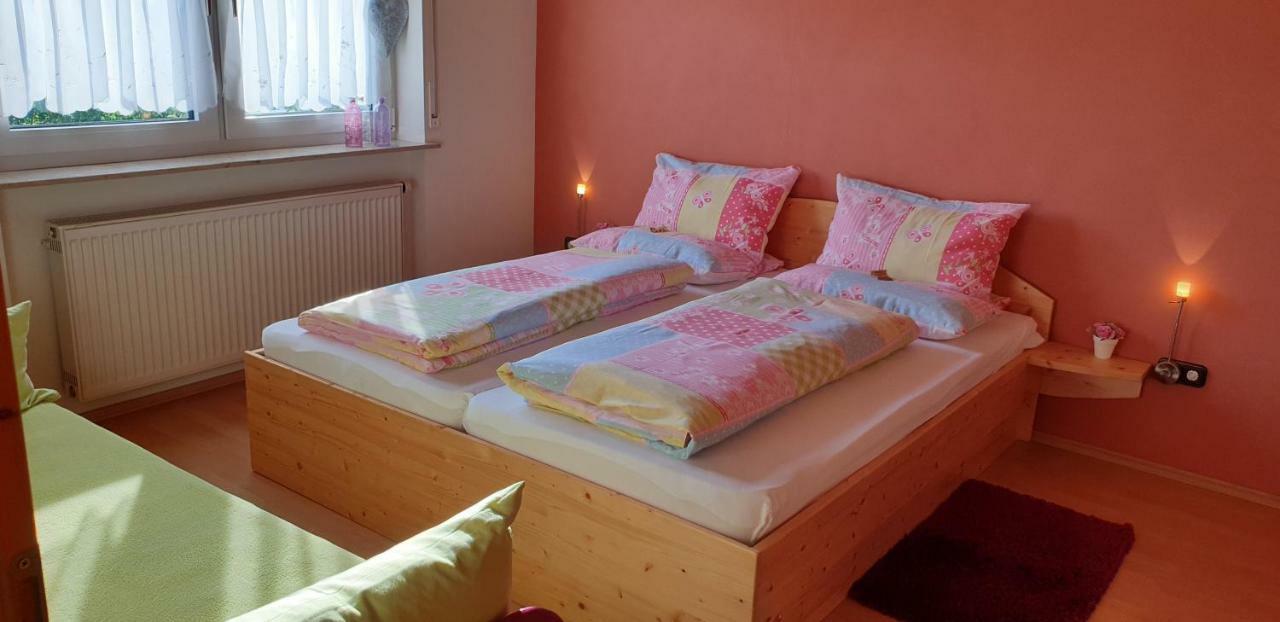 Ferienwohnung Weingut Leis Йострих-Винкел Екстериор снимка